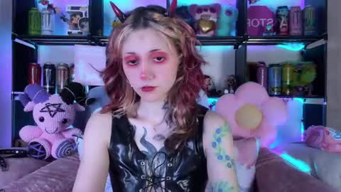Snapshot of _devilbaby chatting on June 10, 2026, 7:13 pm Kate online show from June 10, 2026, 7:13 pm