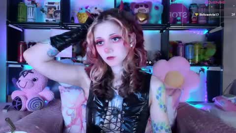 Snapshot of _devilbaby chatting on June 27, 2026, 8:25 pm Kate online show from June 27, 2026, 8:25 pm
