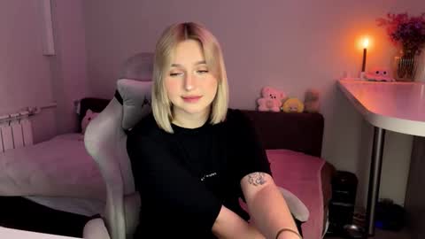 Snapshot of _dewpoint_ chatting on November 1, 2025, 3:47 pm Ri online show from November 1, 2025, 3:47 pm