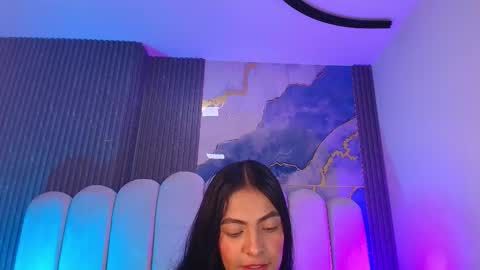 Dione online show from December 17, 2025, 7:20 pm