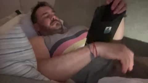 Snapshot of _direwolf_ chatting on May 12, 2026, 3:36 am _direwolf_ online show from May 12, 2026, 3:36 am