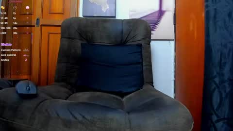 _dominikxxx1 online show from July 17, 2026, 2:24 pm