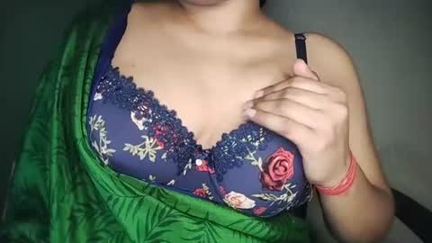 Snapshot of _dreamgirl_0 chatting on June 24, 2026, 5:50 am _dreamgirl_0 online show from June 24, 2026, 5:50 am