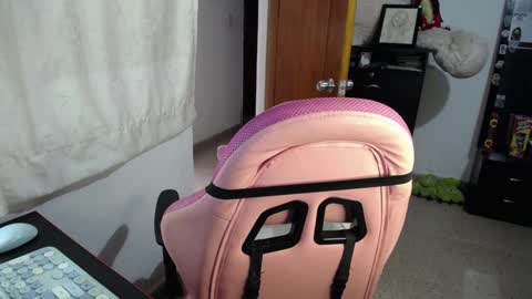 Snapshot of _dulcefox_ chatting on February 5, 2025, 1:11 pm Abbye online show from February 5, 2025, 1:11 pm