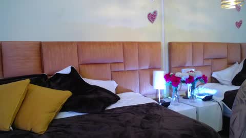 Dulcinea online show from March 7, 2025, 12:23 pm