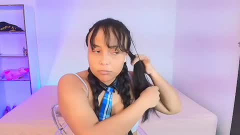 Snapshot of _eilish chatting on June 12, 2026, 8:52 pm _eilish online show from June 12, 2026, 8:52 pm