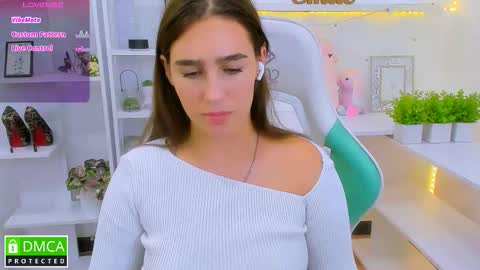 Snapshot of _eliizabeth__ chatting on September 8, 2025, 9:58 pm Lizzy  online show from September 8, 2025, 9:58 pm
