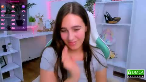 Lizzy  online show from November 24, 2025, 10:53 pm