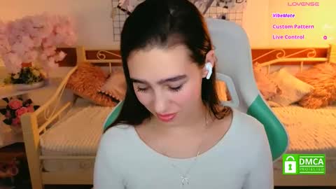 Lizzy  online show from February 18, 2026, 1:01 am