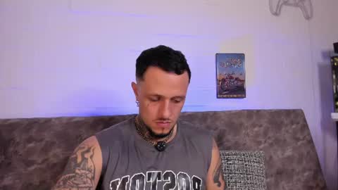 Emilio online show from July 26, 2026, 4:42 am
