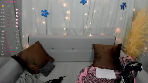 _emily__strike_ online show from December 19, 2024, 12:45 pm