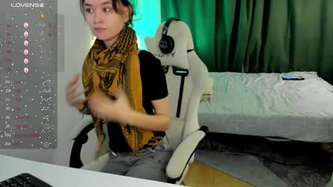 _emily__strike_ online show from January 13, 2026, 10:31 am