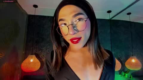 Snapshot of _emmaruiz chatting on February 16, 2026, 6:53 am Emma online show from February 16, 2026, 6:53 am