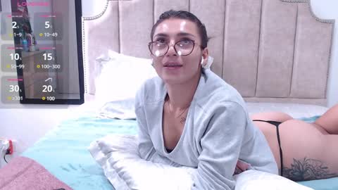 Snapshot of _ericavanderhill_ chatting on February 17, 2025, 6:15 pm  Erica Vanderhill  online show from February 17, 2025, 6:15 pm