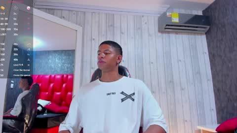 _erick_j online show from April 7, 2026, 8:42 pm