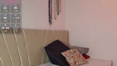 Paul And Ariana online show from October 24, 2025, 12:12 pm