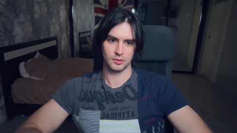 Keanu online show from December 2, 2025, 2:23 pm