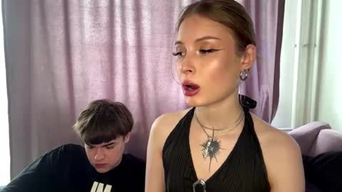 Kaithie and Jessie online show from July 8, 2026, 12:20 pm