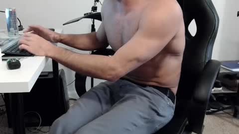 Full Sender online show from March 1, 2025, 4:44 pm