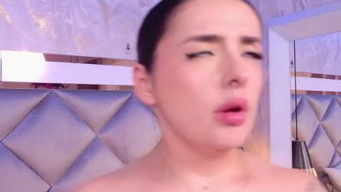 _giggy online show from May 31, 2026, 6:09 pm