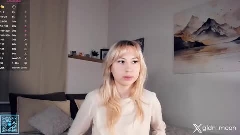 Rina online show from November 16, 2025, 7:41 pm