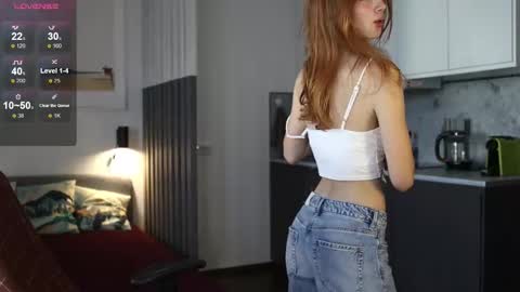 Katarina online show from September 24, 2025, 1:47 pm