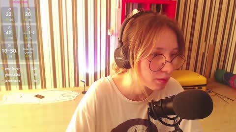 Hannaolotl online show from January 5, 2025, 11:59 am