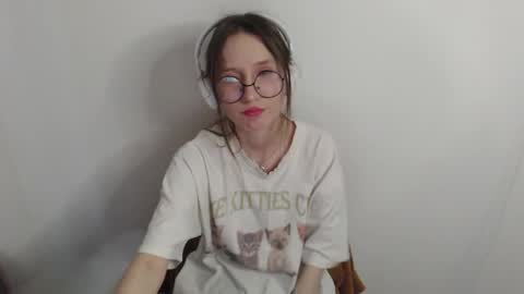 Hannaolotl online show from April 10, 2026, 8:08 am