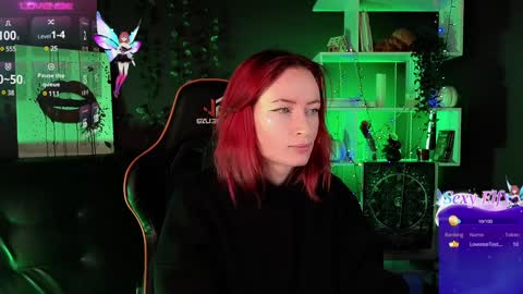 Snapshot of _helencarter chatting on December 9, 2024, 8:44 pm Helen Carter 3 Next stream 2330 MSC online show from December 9, 2024, 8:44 pm