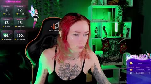 Snapshot of _helencarter chatting on December 15, 2024, 10:04 pm Helen Carter 3 Next stream 2330 MSC online show from December 15, 2024, 10:04 pm