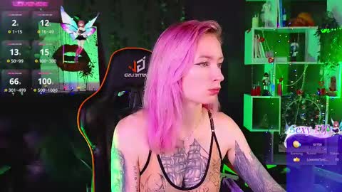 Snapshot of _helencarter chatting on March 7, 2025, 9:06 pm Helen Carter 3 Next stream 2330 MSC online show from March 7, 2025, 9:06 pm