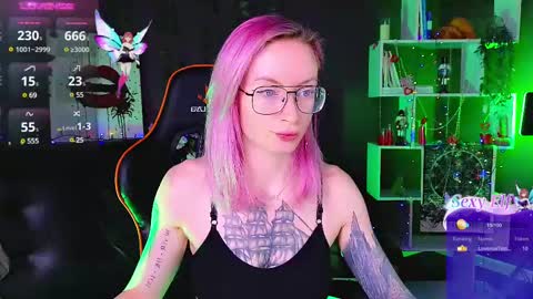 Snapshot of _helencarter chatting on March 8, 2025, 8:57 pm Helen Carter 3 Next stream 2330 MSC online show from March 8, 2025, 8:57 pm