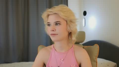 Alisha online show from June 15, 2026, 1:13 pm
