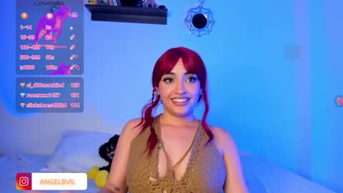 Snapshot of _hotpink chatting on December 3, 2024, 1:41 am Jenn  online show from December 3, 2024, 1:41 am