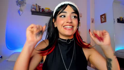 Snapshot of _hotpink chatting on January 7, 2025, 1:49 am Jenn  online show from January 7, 2025, 1:49 am