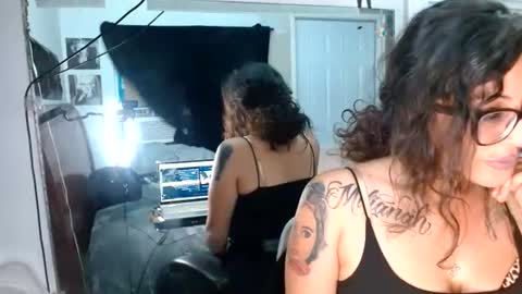 Snapshot of _hott_exxxwife chatting on July 9, 2026, 9:46 am YOUR FUTURE EXXXWIFE online show from July 9, 2026, 9:46 am