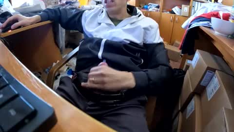 _i_a_m_ online show from September 19, 2025, 7:54 am