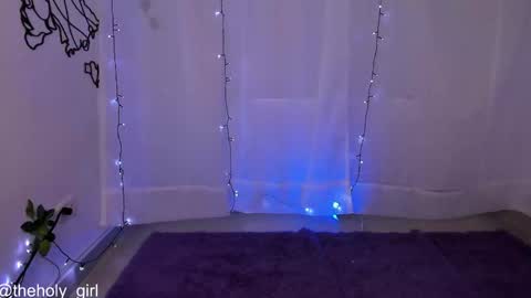 Call Me Isa online show from February 5, 2025, 4:14 pm