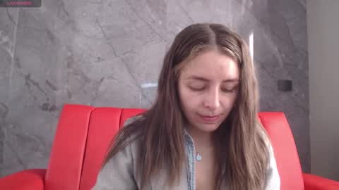 Isa online show from October 2, 2025, 3:52 pm