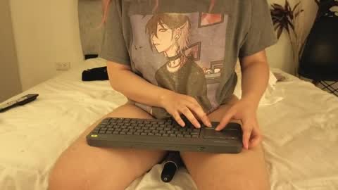 Waifu Izumi  online show from May 1, 2026, 4:50 am