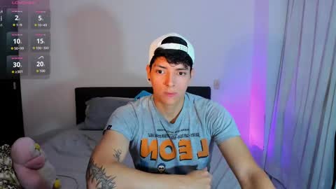 Snapshot of _jacobmiller__ chatting on October 7, 2025, 10:29 pm J A C O B online show from October 7, 2025, 10:29 pm