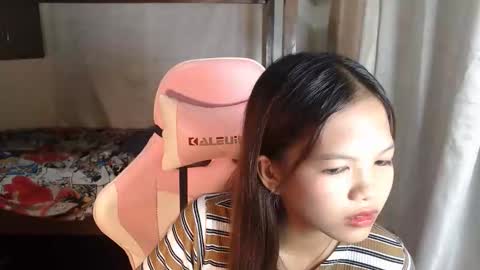 Snapshot of _jennn chatting on April 25, 2026, 7:00 pm Jen online show from April 25, 2026, 7:00 pm