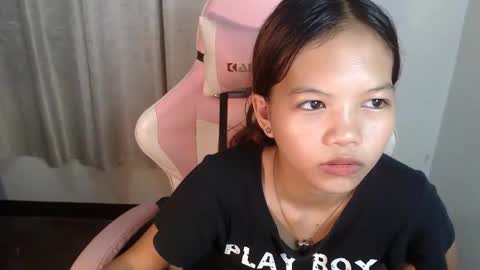 Snapshot of _jennn chatting on May 2, 2026, 5:07 pm Jen online show from May 2, 2026, 5:07 pm