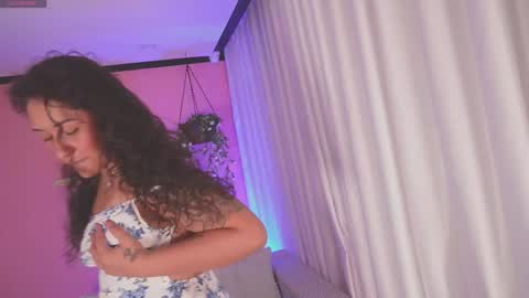 Snapshot of _jessica1 chatting on April 8, 2026, 11:32 am _jessica1 online show from April 8, 2026, 11:32 am