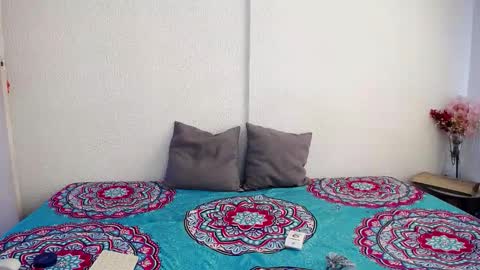 Snapshot of _joanne_and_oliver_ chatting on September 19, 2025, 5:13 pm Joanne Oliver online show from September 19, 2025, 5:13 pm