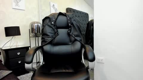 _johnson_alana online show from May 21, 2026, 12:12 pm