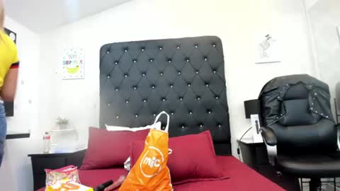_johnson_alana online show from June 24, 2026, 12:53 am