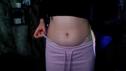 Snapshot of _julianaini_ chatting on October 4, 2025, 5:00 pm Jolia online show from October 4, 2025, 5:00 pm