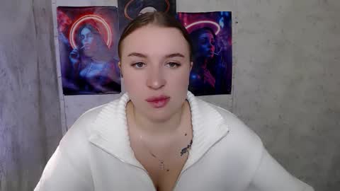 Snapshot of _julianaini_ chatting on October 14, 2025, 1:01 pm Jolia online show from October 14, 2025, 1:01 pm