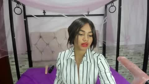 julie cooper online show from March 24, 2026, 11:21 pm